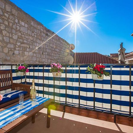 Relaxing Apartment Paulina With Balcony Dubrovnik Room photo